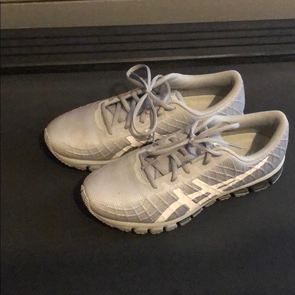 Women’s ASIC running shoes